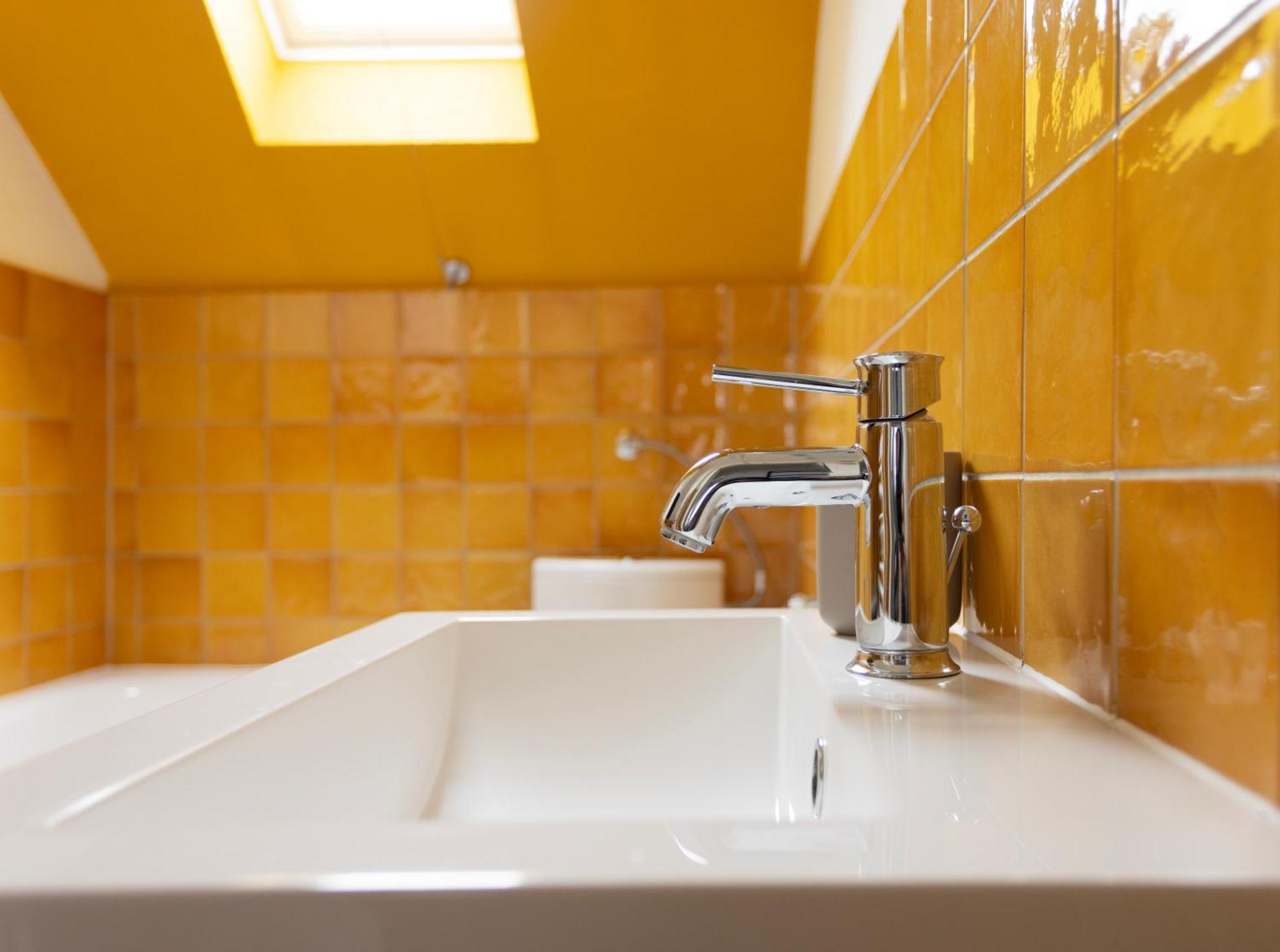Big Flat With Fresh Renovation, Free Parking, Sonyps, Netflix Leilighet Duisburg Eksteriør bilde